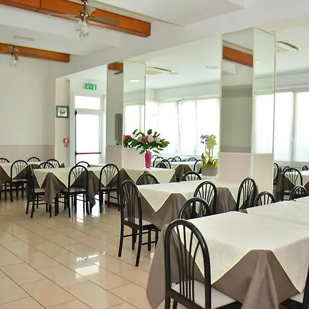 Hotel Marisa-3